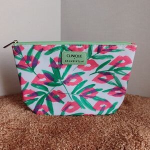 CLINIQUE x DRAWBERTSON Cosmetic Bag